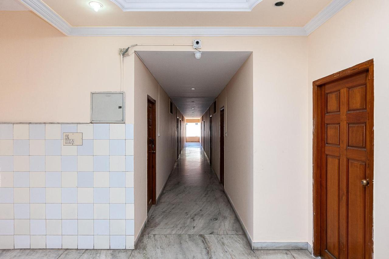 Oyo 38559 Ramana Residency Tiruvannāmalai Exterior foto